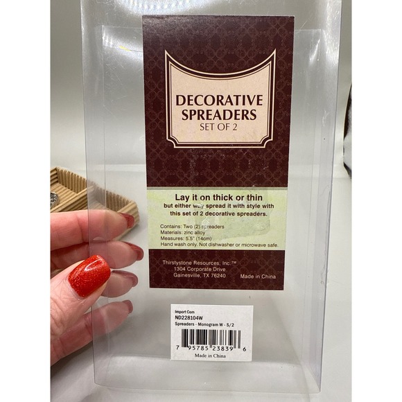 Set of 2 Decorative Spreaders Monogram W Silver Tone - Picture 7 of 10